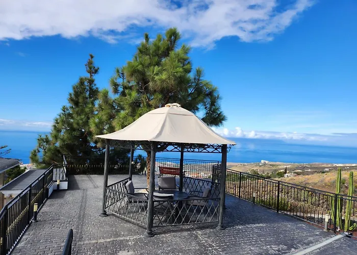 Karla By Vista Gomera