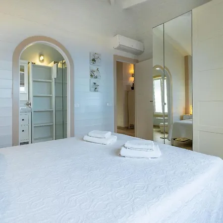 Karla By Vista Gomera