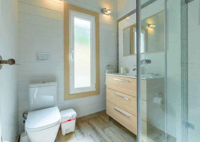 Villa Karla Con Piscina: Tranquilidad Y Naturaleza *